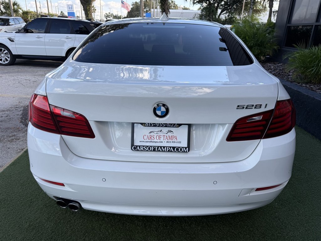 Used 2016 BMW 528i Sedan RWD image 5