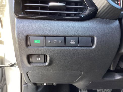 Used 2023 Nissan Sentra SV image 28