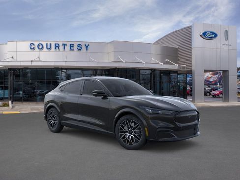 New 2026 Ford Mustang Mach-E Premium image 7