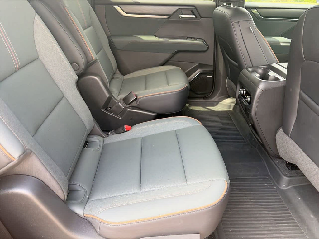 Used 2025 GMC Acadia AT4 w/ LPO, Floor Liner Package AWD/4WD image 14