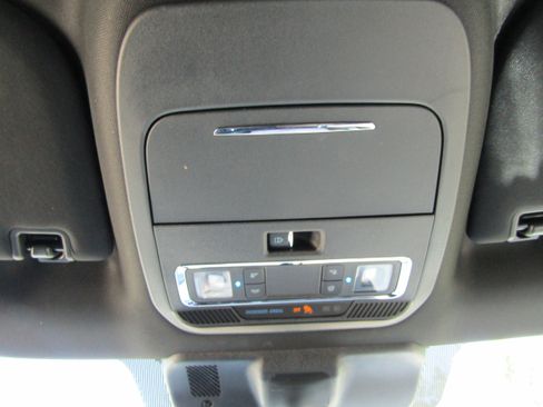 Used 2025 Ford F150 Lariat w/ Equipment Group 501A Mid AWD/4WD image 34