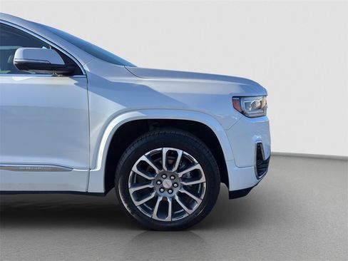 Used 2023 GMC Acadia Denali w/ Denali Technology Package image 23