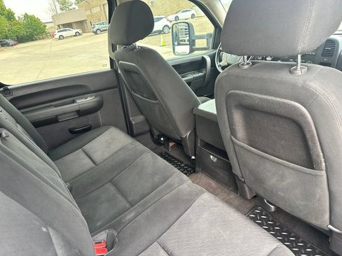 Used 2012 Chevrolet Silverado 2500 LT w/ Interior Plus Package AWD/4WD image 21