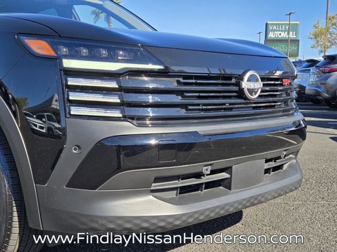 Used 2025 Nissan Kicks SR FWD image 8