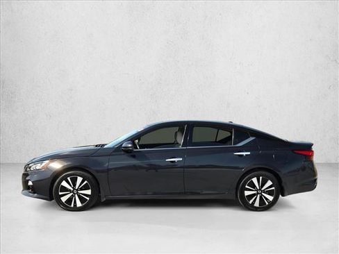Used 2022 Nissan Altima 2.5 SL image 9