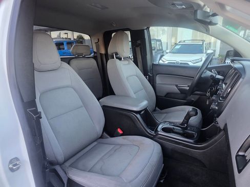 Used 2017 Chevrolet Colorado W/T image 20