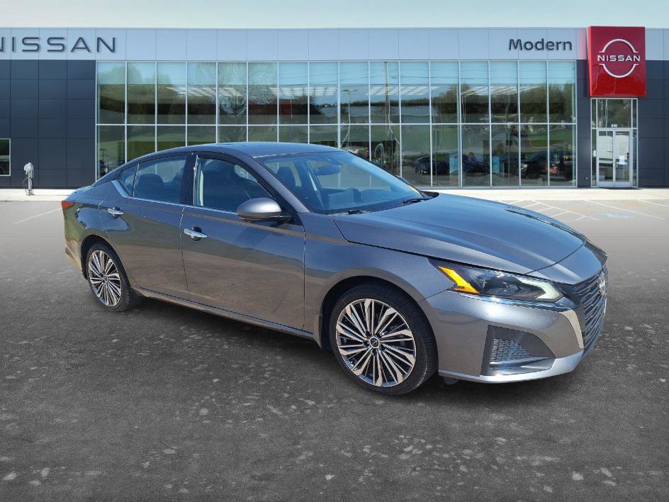 Used 2023 Nissan Altima 2.5 SL AWD/4WD image 3