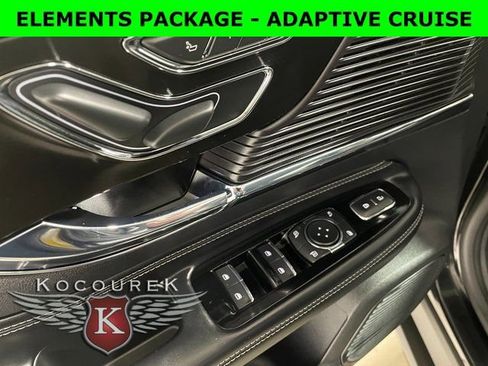 Used 2022 Lincoln Corsair Reserve w/ Equipment Group 201A image 19