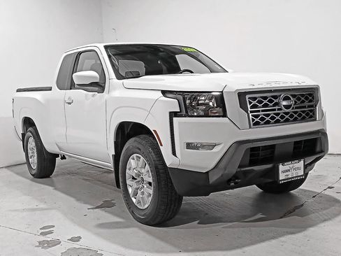 Used 2023 Nissan Frontier SV w/ SV Convenience Package AWD/4WD image 31