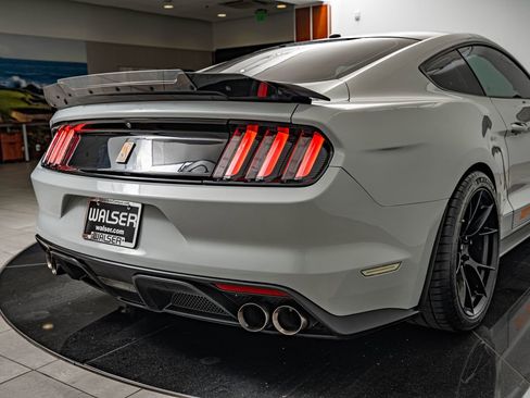 Used 2017 Ford Mustang Shelby GT350 w/ Electronics Package RWD image 19