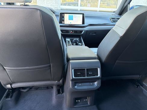 New 2025 Volkswagen Atlas Cross Sport SEL image 29