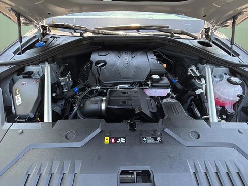 Certified 2026 Genesis GV70 2.5T AWD/4WD image 12