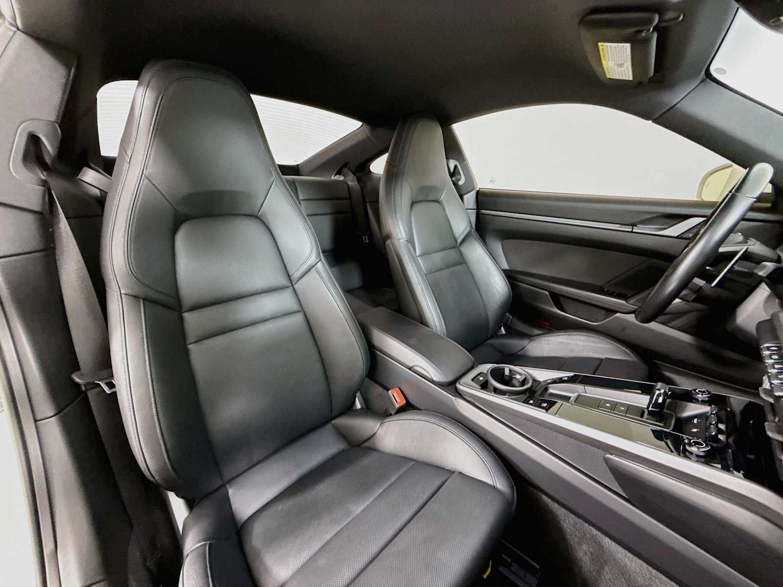 Certified 2022 Porsche 911 Carrera RWD image 27