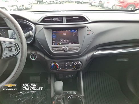 Used 2023 Chevrolet TrailBlazer LT image 11