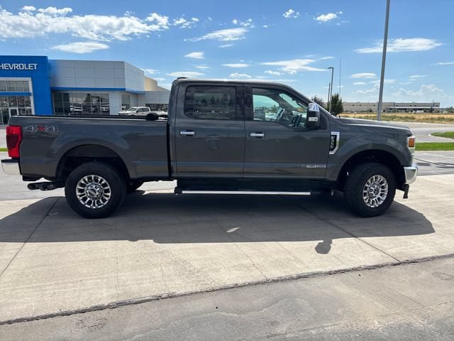Used 2020 Ford F350 Lariat w/ Chrome Package AWD/4WD image 2