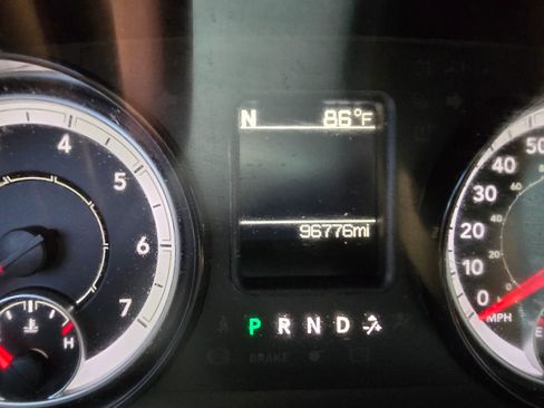 Used 2020 RAM 1500 Tradesman w/ Popular Equipment Group image 40