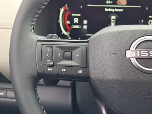 New 2026 Nissan Pathfinder SL AWD/4WD image 32