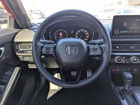 Used 2025 Honda Civic Sport image 11