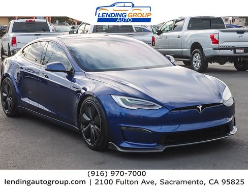 Used 2021 Tesla Model S Plaid image 5