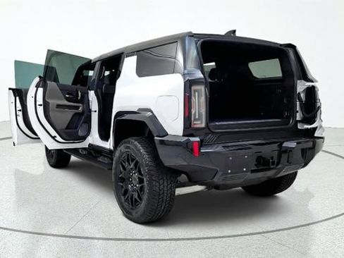 Used 2025 GMC Hummer EV 2X AWD/4WD image 17