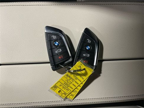 Used 2024 BMW Z4 sDrive30i w/ Premium Package image 21