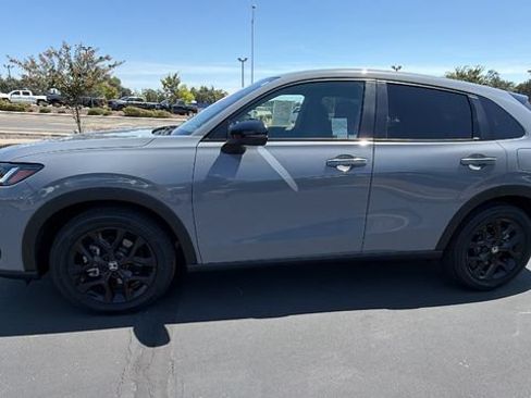 Used 2024 Honda HR-V Sport image 7