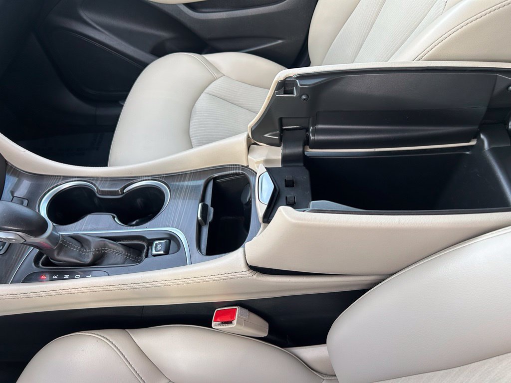 Used 2019 Buick Envision Preferred w/ LPO, Cargo Package FWD image 22