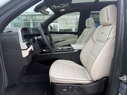 New 2026 Cadillac Escalade Sport w/ Touring Package image 9