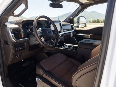Used 2026 Ford F350 King Ranch w/ Tremor Off-Road Package AWD/4WD image 17