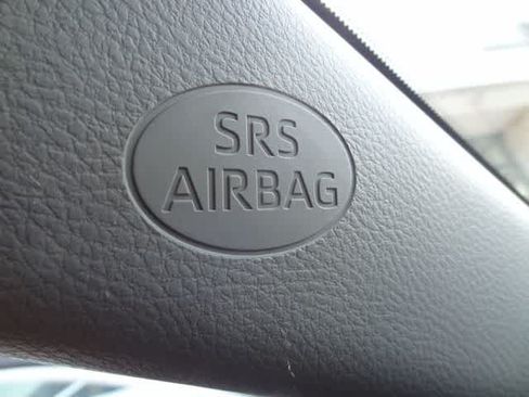 Used 2024 Toyota Camry SE FWD image 15