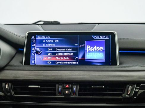 Used 2017 BMW X5 xDrive50i AWD/4WD image 14