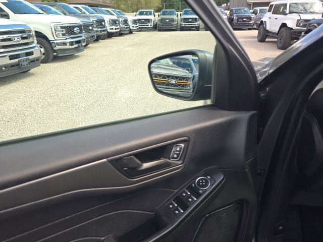 Used 2023 Ford Escape Active AWD/4WD image 11