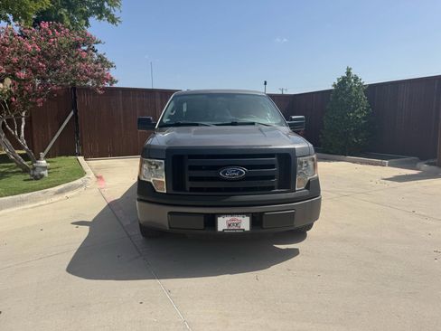 Used 2010 Ford F150 XL RWD image 1