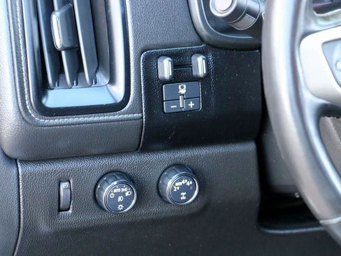 Used 2020 GMC Canyon Denali image 20