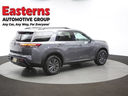 Used 2022 Nissan Pathfinder SV FWD image 42