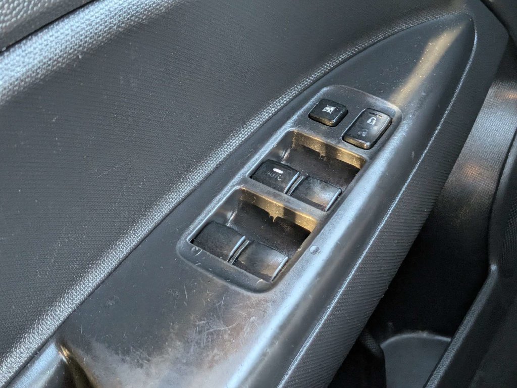 Used 2024 Mitsubishi Mirage ES FWD image 22