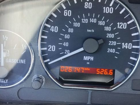 Used 2002 BMW Z3 2.5i RWD image 7