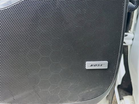 Used 2023 Buick Enclave Essence w/ Experience Buick Package image 10