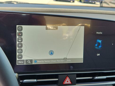 New 2025 Hyundai Elantra Limited image 13