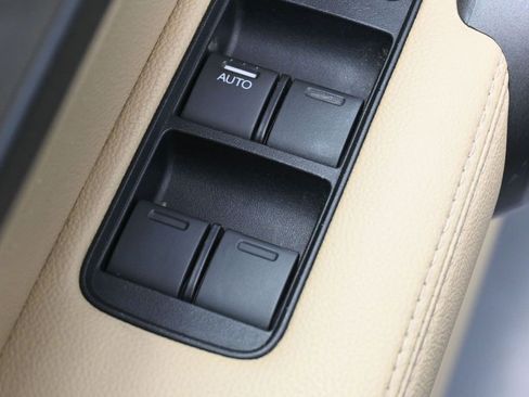 Used 2011 Honda CR-V EX-L image 13