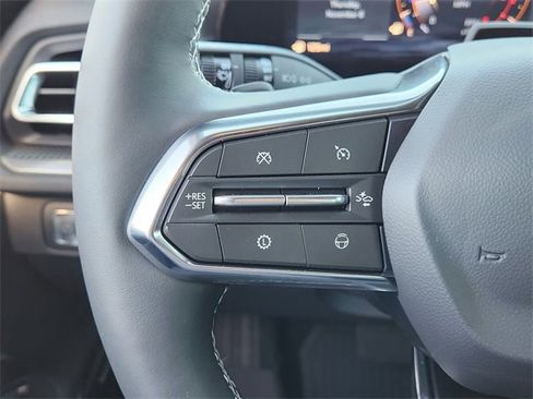 New 2026 Chevrolet Traverse LT w/ Enhanced Driving Package image 30