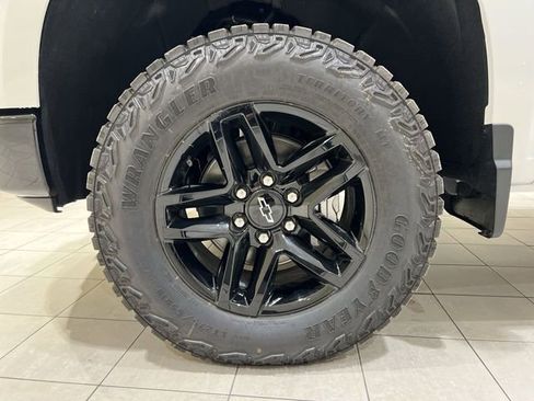 New 2026 Chevrolet Silverado 1500 Custom Trail Boss w/ LPO, Dark Essentials Package AWD/4WD image 28