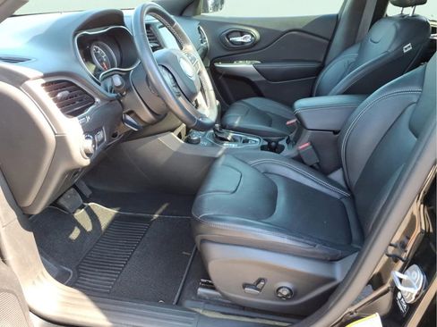 Used 2021 Jeep Cherokee Latitude Lux 80th Anniv w/ Quick Order Package 26U 80TH AWD/4WD image 20