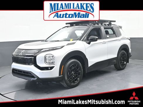 New 2026 Mitsubishi Outlander Trail Edition AWD/4WD image 1