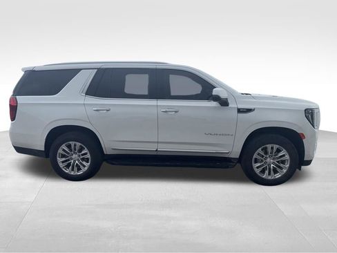 Used 2024 GMC Yukon SLT w/ SLT Premium Package AWD/4WD image 21
