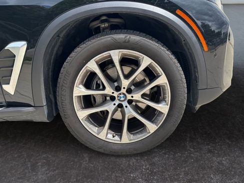 Certified 2025 BMW X5 xDrive40i w/ Climate Comfort Package image 31