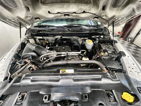 Used 2016 RAM 3500 Tradesman w/ Power Accessory Group image 17