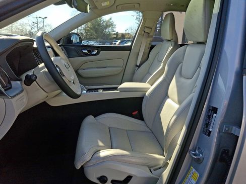 Used 2024 Volvo XC60 T8 Ultimate w/ Protection Package Premier image 10