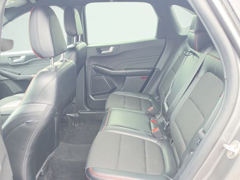 Used 2025 Ford Escape ST-Line Select AWD/4WD image 18