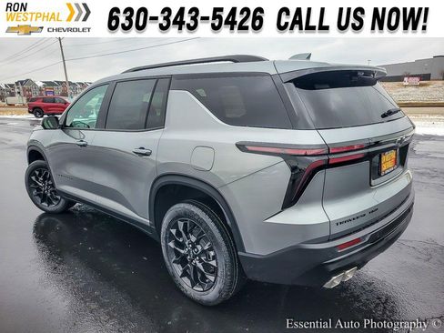 New 2026 Chevrolet Traverse LT w/ Midnight/Sport Edition image 7